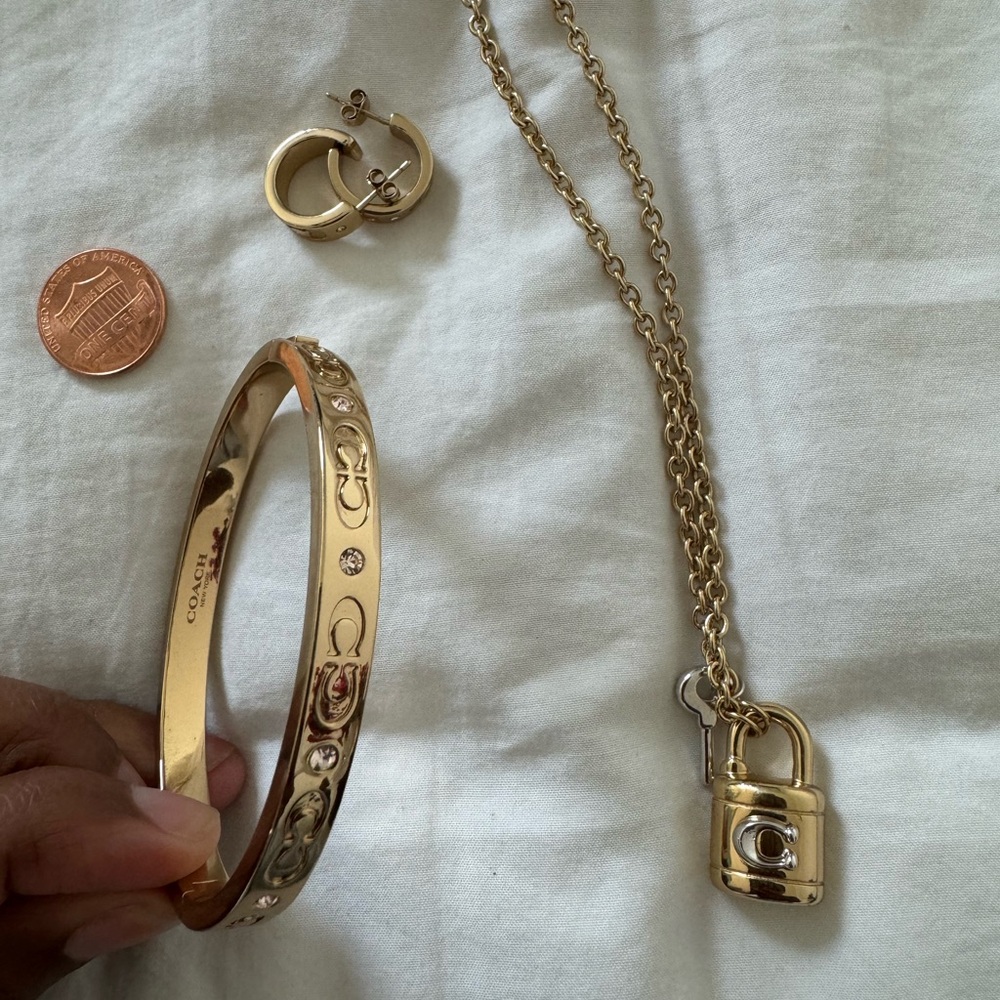 Coach Gold Jewelry Set